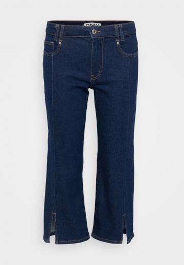 Короткие джинсы