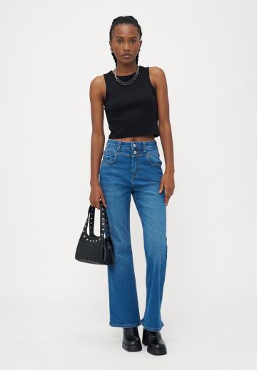 Клешеные джинсы