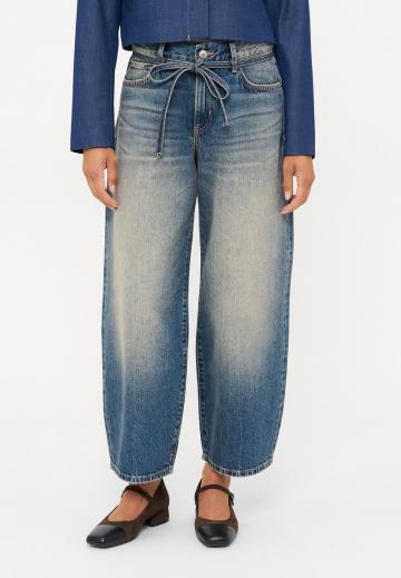 Прямые джинсы