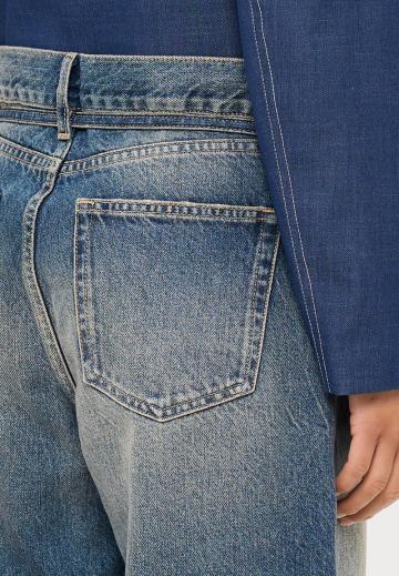 Прямые джинсы