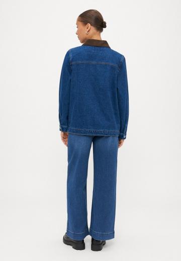 Джинсовая куртка