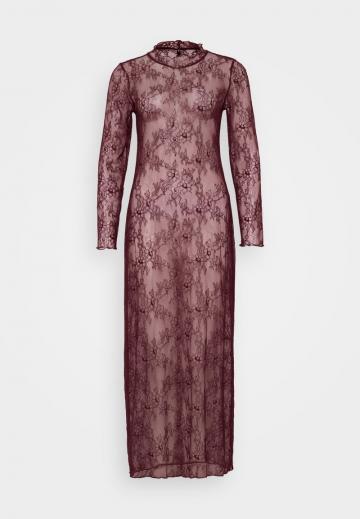 Длинное платье