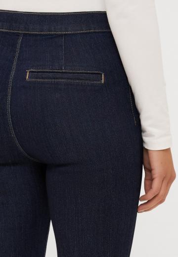 Клешеные джинсы