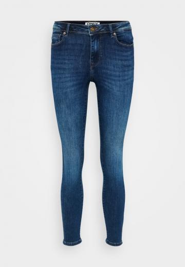 Узкие джинсы