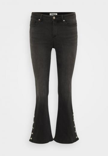 Клешеные джинсы