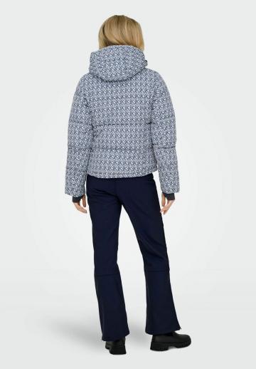 Спортивная куртка