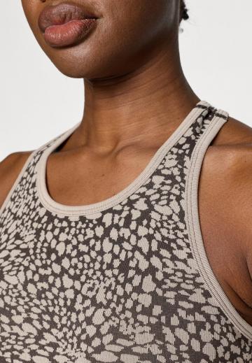 Спортивный топ