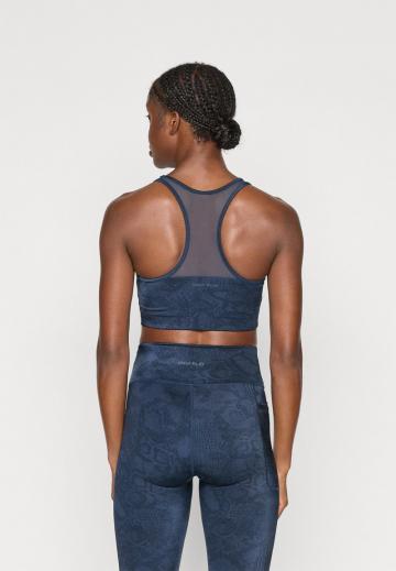 Спортивный бюстгальтер