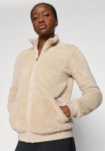 Флисовая куртка