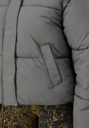 Спортивная куртка