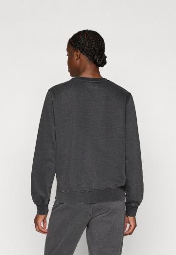 Спортивная толстовка