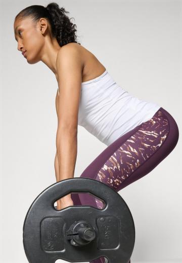 Спортивные штаны