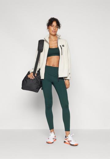 Флисовая куртка