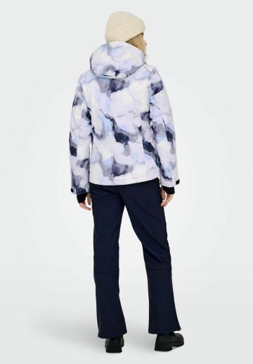 Спортивная куртка