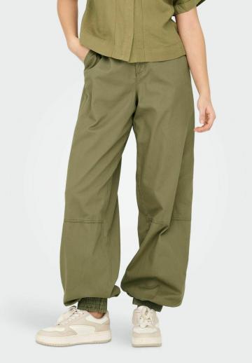 Свободные джинсы