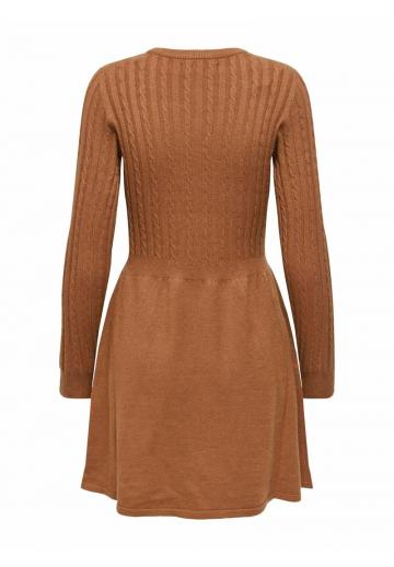 Вязаное платье