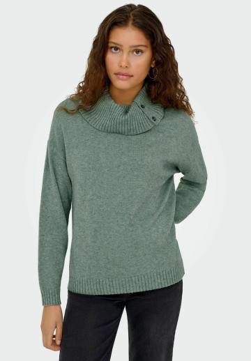 Пуловер с вырезом V