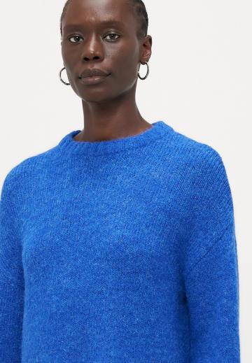 Длинный пуловер