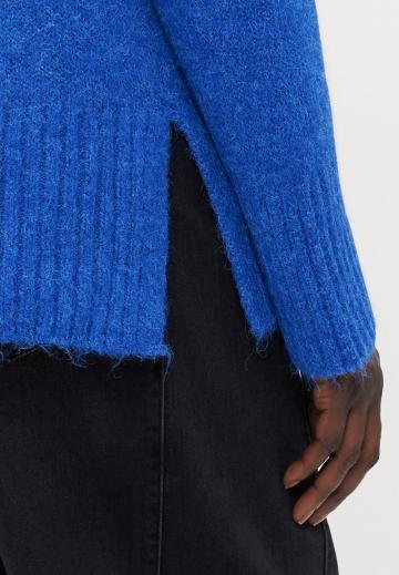 Длинный пуловер