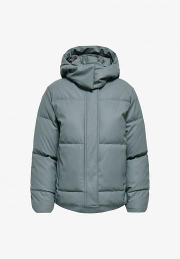 Зимняя куртка