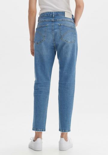 Короткие джинсы