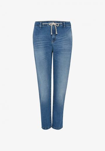 Короткие джинсы