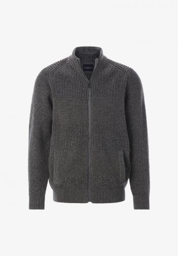 Вязаная кофта