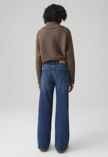 Прямые джинсы