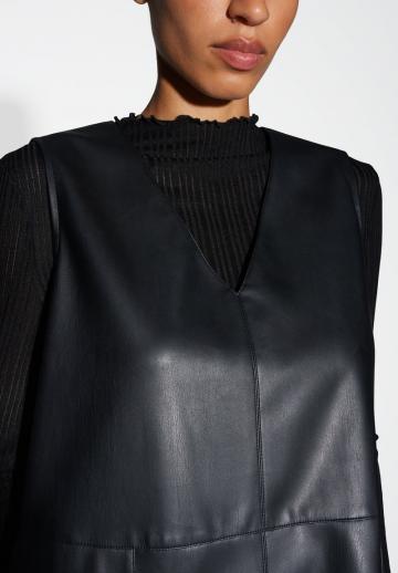 Короткое платье