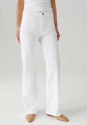 Клешеные джинсы