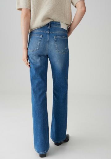 Прямые джинсы