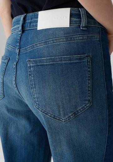 Короткие джинсы