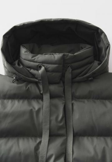 Длинный жилет