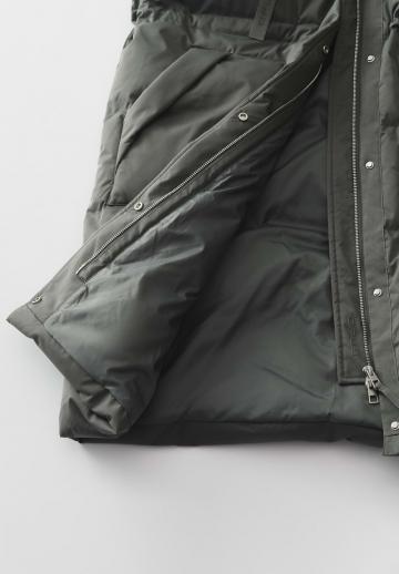 Длинный жилет