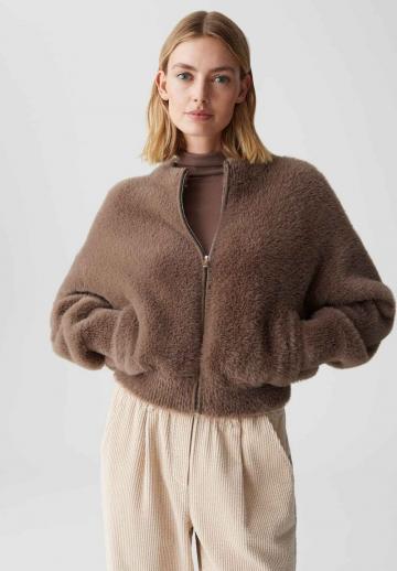 Пуховой жилет