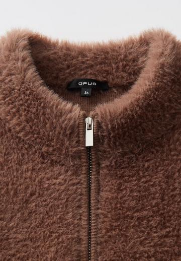 Пуховой жилет