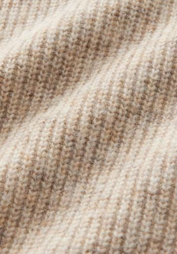 Вязаное платье