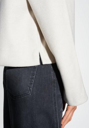 Пуловер с капюшоном