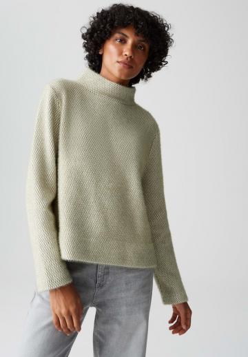 Пуловер