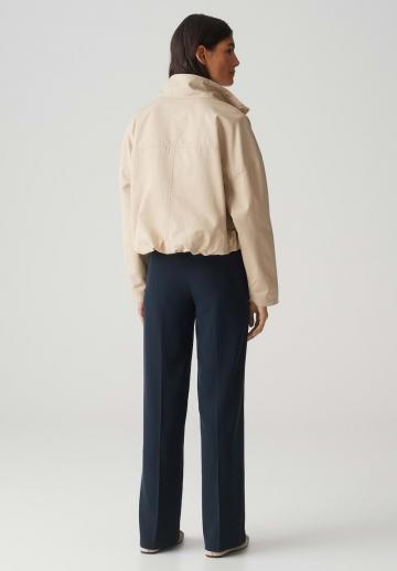 Куртка с накладнымит карманами