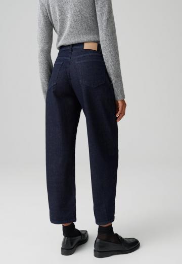 Короткие джинсы