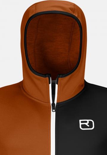 Спортивная кофта