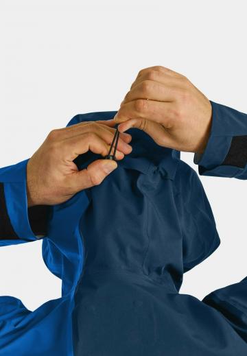 Куртка-дождевик