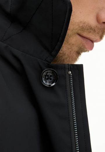 Куртка-дождевик