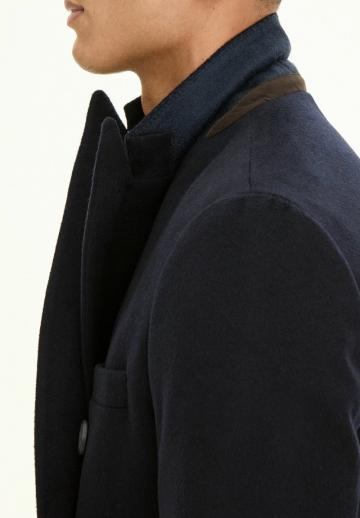 Короткое пальто