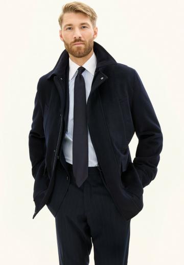 Короткое пальто