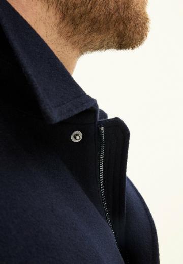 Короткое пальто