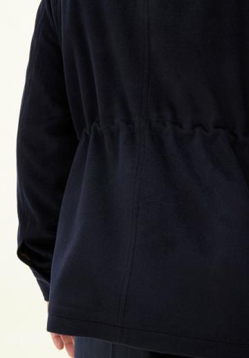 Короткое пальто