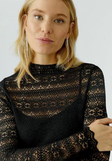 Кружевная блузка