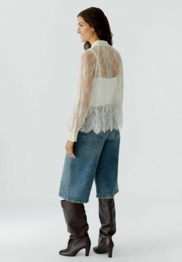 Кружевная блузка